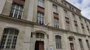 Tentative de suicide d'un collégien de 4e à Paris : un acte choquant devant ses camarades