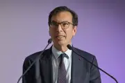 Travail du 1er mai : Farandou promet une loi en 2026 pour boulangers et fleuristes
