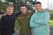 Trois étudiants en BTS animent un atelier cécifoot pour sensibiliser au handisport