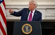 Trump dénonce un référendum 