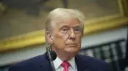 Trump traite la Somalie de 