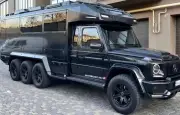 Un Mercedes-Benz Classe G 8x8 totalement virtuel fait le buzz sur les réseaux