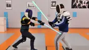 Un stage de sabre laser à Castries : une initiation unique mêlant arts martiaux et univers Star Wars
