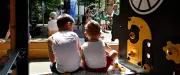 Une aire de jeux inclusive inaugurée à Celleneuve par le maire de Montpellier