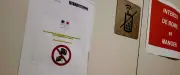 Une femme photographie son conjoint au tribunal à Alès et risque la prison