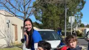 Une Journée Bleue d'Inclusion : Élèves et Résidents de Sésame Autisme Unis à Pouzolles