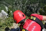 Var : Sauvetage périlleux d'un VTTiste de 61 ans par hélitreuillage à La Londe-les-Maures