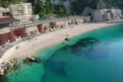 Violences homophobes et sexistes à Villefranche-sur-Mer : deux mineurs interpellés après une agression sur la plage