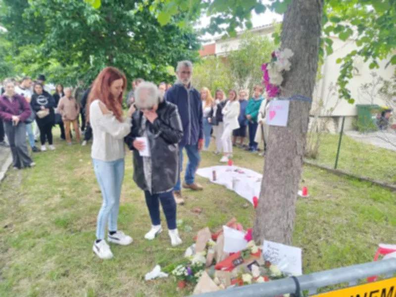 130 personnes rendent hommage à Angelyne Taillefer, tuée à l'arme blanche à Agen