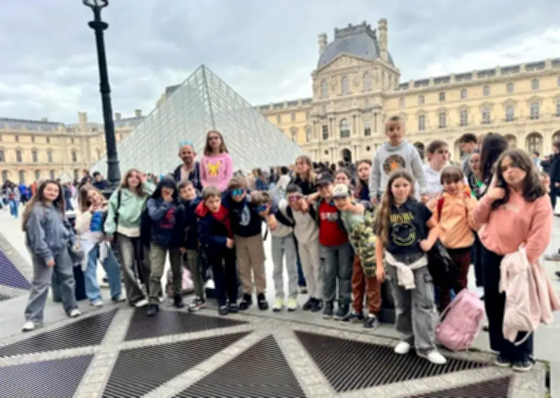 22 élèves de CM1-CM2 découvrent Paris et le canal de Garonne