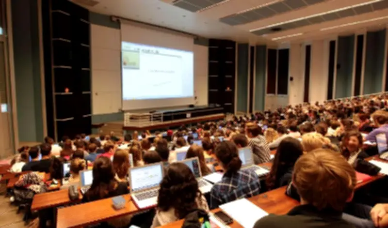 269 millions d'étudiants dans le monde en 2024 : inégalités et défis