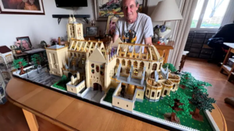 30 000 briques Lego pour reconstruire la cathédrale de Troyes