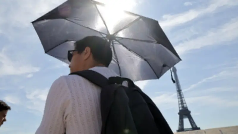 30°C à Paris : Météo France envisage une canicule précoce dès lundi