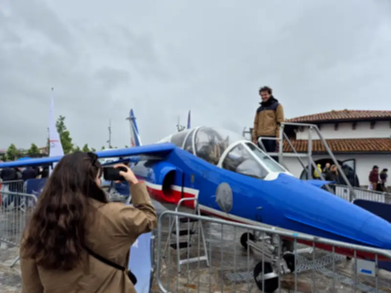 30e meeting aérien de Saint-Jean-de-Luz : la Patrouille de France a atterri