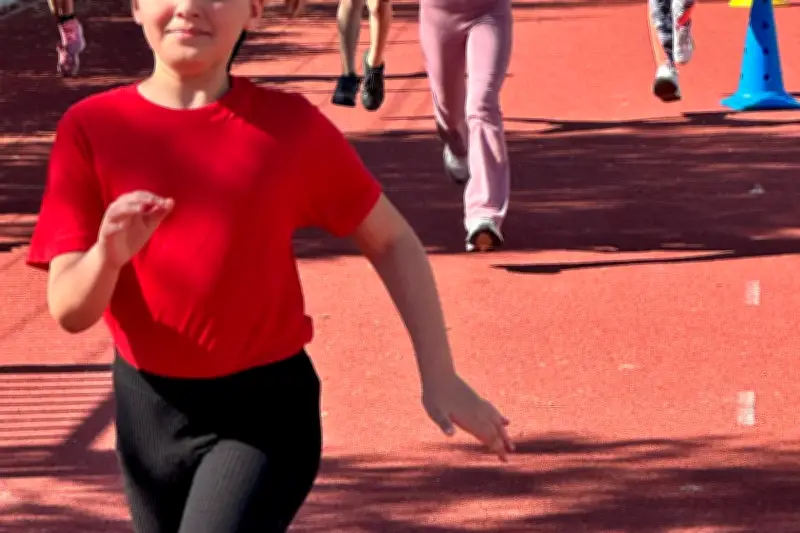 400 élèves de l'école Saint-Joseph Carnolès courent pour les enfants hospitalisés