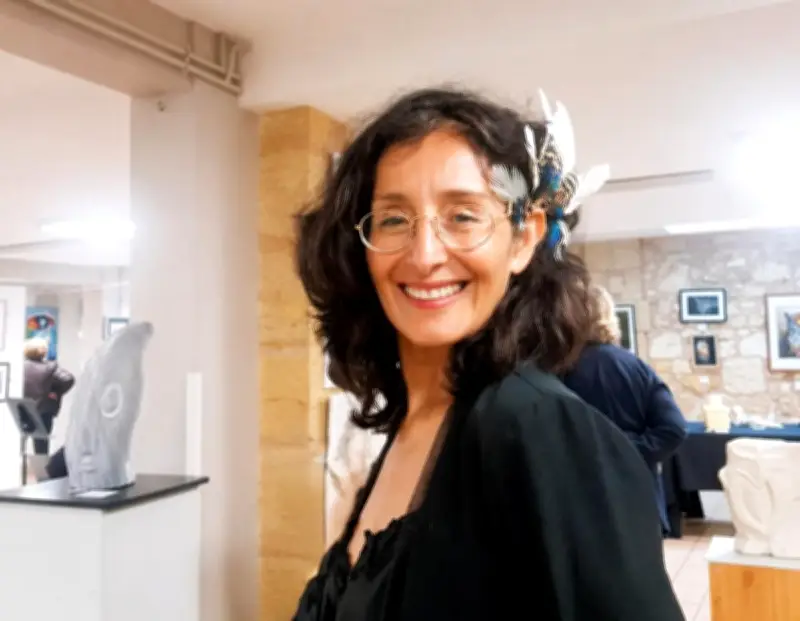 47e Salon d'art à Cavignac : hommage à la peinture d'Alina Casaverde