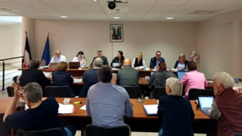 5G à Saint-Clément-de-Rivière : le conseil municipal face aux inquiétudes