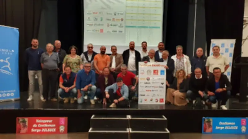 69e challenge Félix-Salvador : la boule lyonnaise s'empare de Bagnols-sur-Cèze