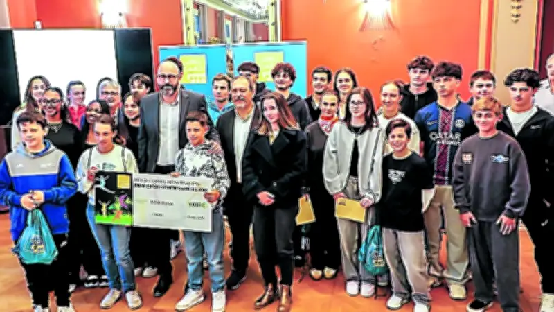 73 jeunes sportifs gardois honorés par le Département