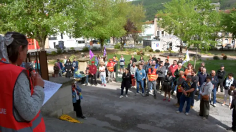 80 personnes au rassemblement syndical à Saint-Affrique pour le 1er mai