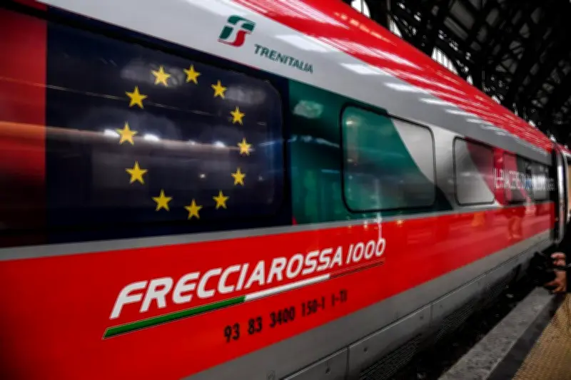 841 passagers bloqués toute la nuit dans deux trains Trenitalia en Côte-d'Or