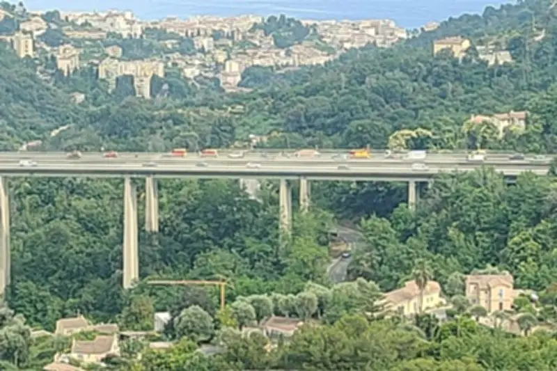 Accident sur l'A8 : 5 km de bouchons en direction de l'Italie
