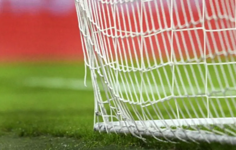 Adolescent de 15 ans noyé dans le Loir : hommage de son club de foot