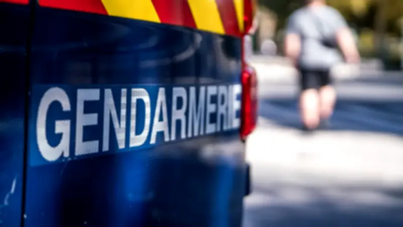 Adolescente de 14 ans poignardée à mort dans l'Aisne