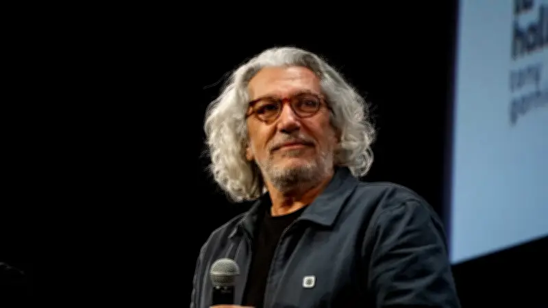 Alain Chabat dénonce le "coup de pression" de Canal+ après la tribune anti-Bolloré