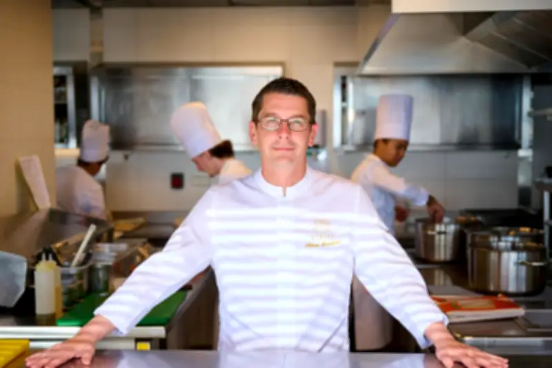 Allan Gonthier, nouveau chef du Byblos Beach à Pampelonne
