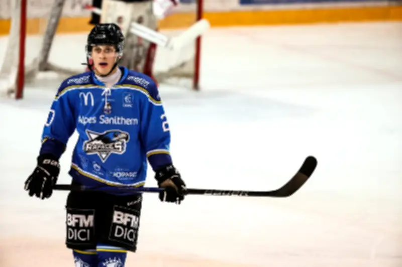 Anglet Hormadi recrute l'attaquant Raphaël Chauvel, jeune espoir du hockey français