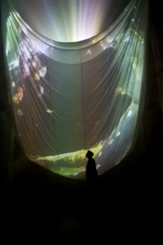Apichatpong Weerasethakul : un drap ouvert par Tash Aw