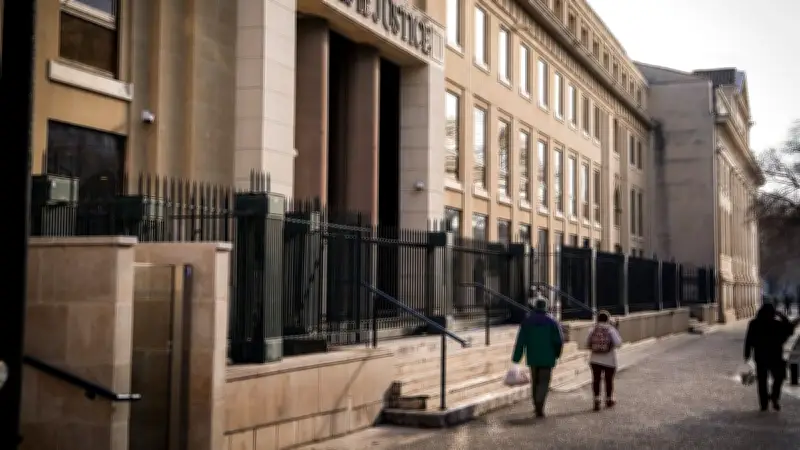 Armurier condamné pour vente illégale d'un fusil lié à une tentative d'assassinat