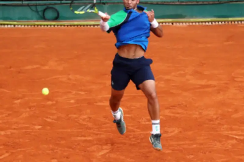 Arthur Fils forfait pour Roland-Garros 2026, le numéro 1 français déclare
