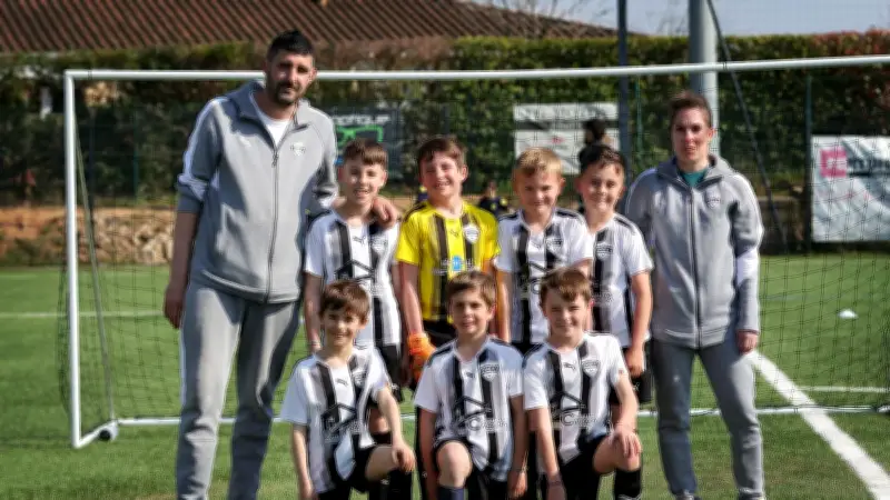 AS Poulx : un week-end de tournois pour les jeunes footballeurs