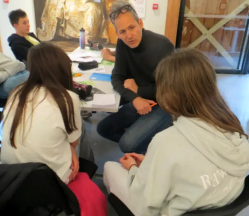Atelier BD au château de La Brède : les collégiens plongent dans l'univers de Montesquieu