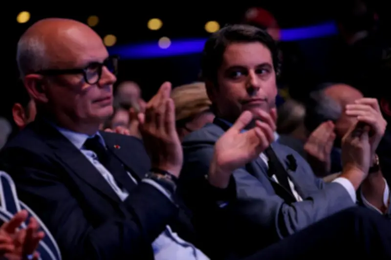 Attal et Philippe envisagent un désistement pour 2027