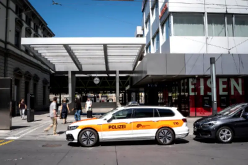 Attaque au couteau dans une gare suisse: trois blessés, l'assaillant arrêté