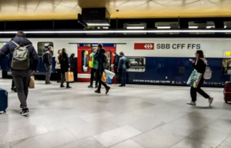 Attaque au couteau dans une gare suisse : trois blessés, un Suisse de 31 ans interpellé
