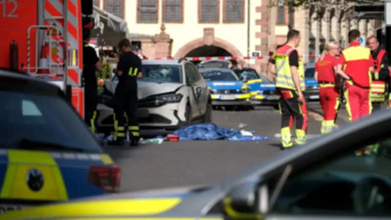 Attaque à Leipzig: profil de l'automobiliste arrêté se précise