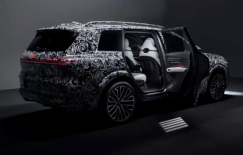 Audi Q9 : un intérieur de jet privé pour le plus grand SUV de la marque