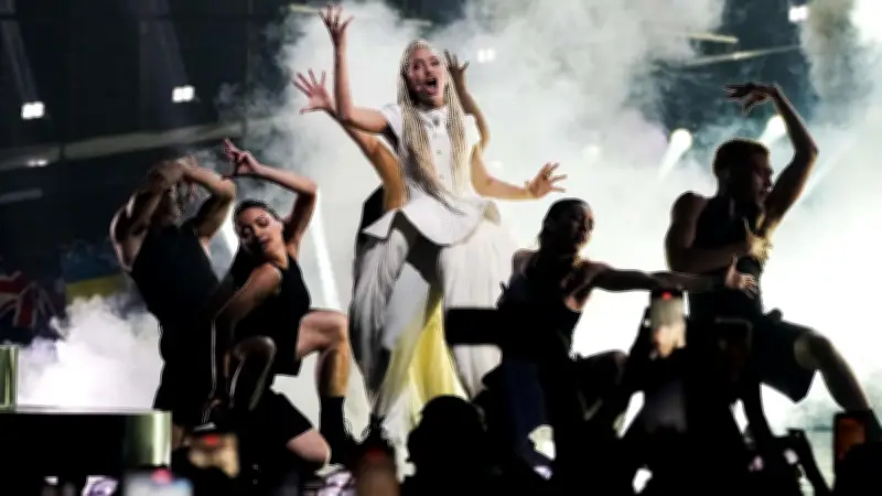 Audiences Eurovision 2026 : France 2 leader mais en baisse, France 3 proche