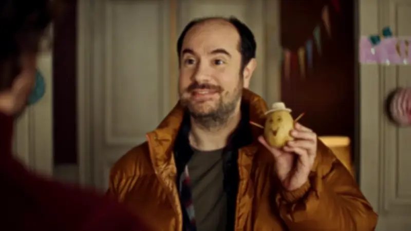Audiences TV : « Bref 2 » déçoit, France 2 leader avec « Meurtres au paradis »