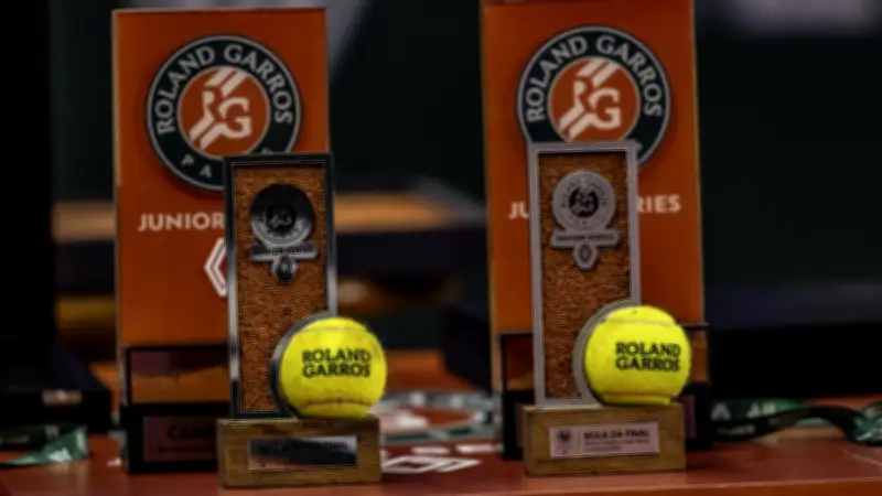 Audiences TV : France 2 dévisse avec son docu sur Roland-Garros