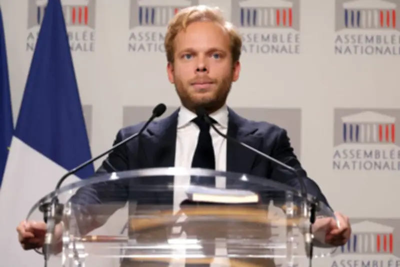 Audiovisuel public : Alloncle dépose sa proposition de loi anti-conflits d'intérêts