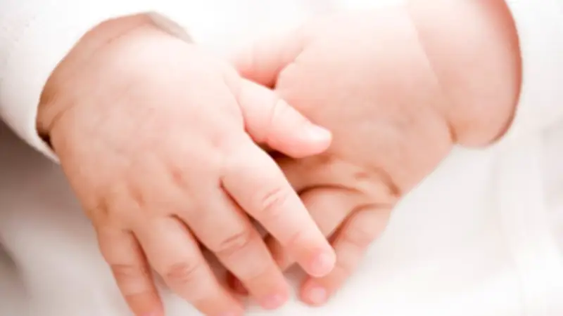 Autriche : bébé handicapé abandonné à la maternité, appel aux familles
