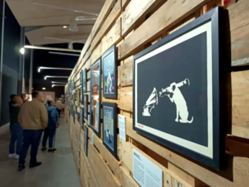 Banksy attire les foules à Coulounieix-Chamiers avec 10 000 visiteurs