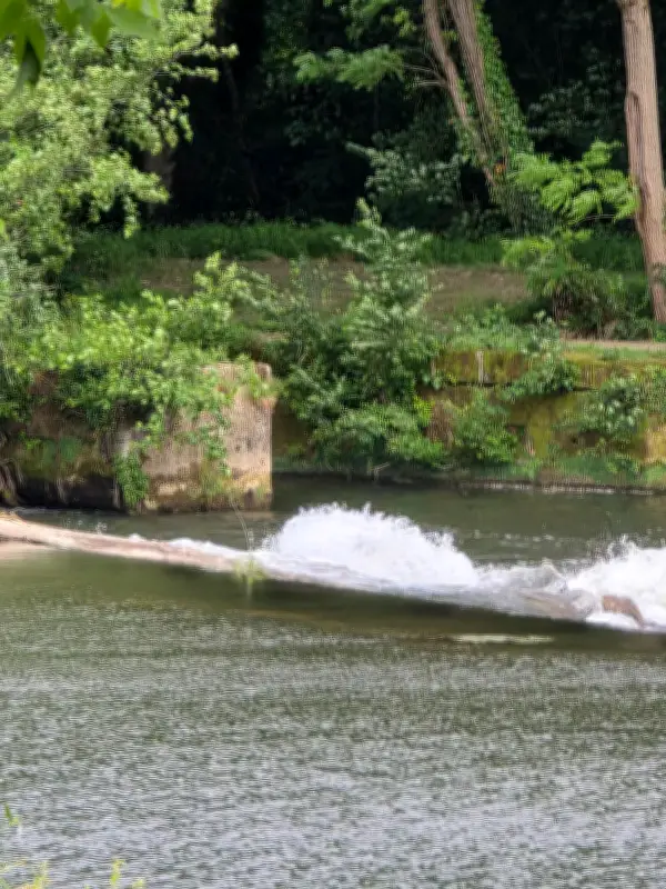 Barrage de Crognac à Saint-Astier : une brèche s'aggrave, Épidor appelle à la vigilance