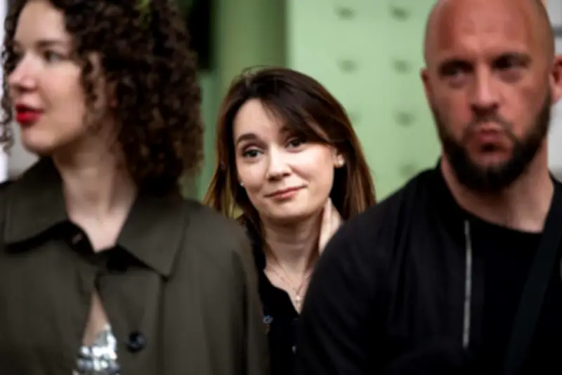 Barrot justifie le maintien de Fedorova en France : "On n'envoie pas les opposants au goulag"