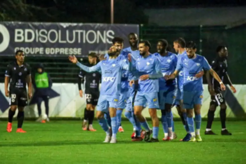 Bayonne peut verrouiller le podium face à Saumur, en quête de survie